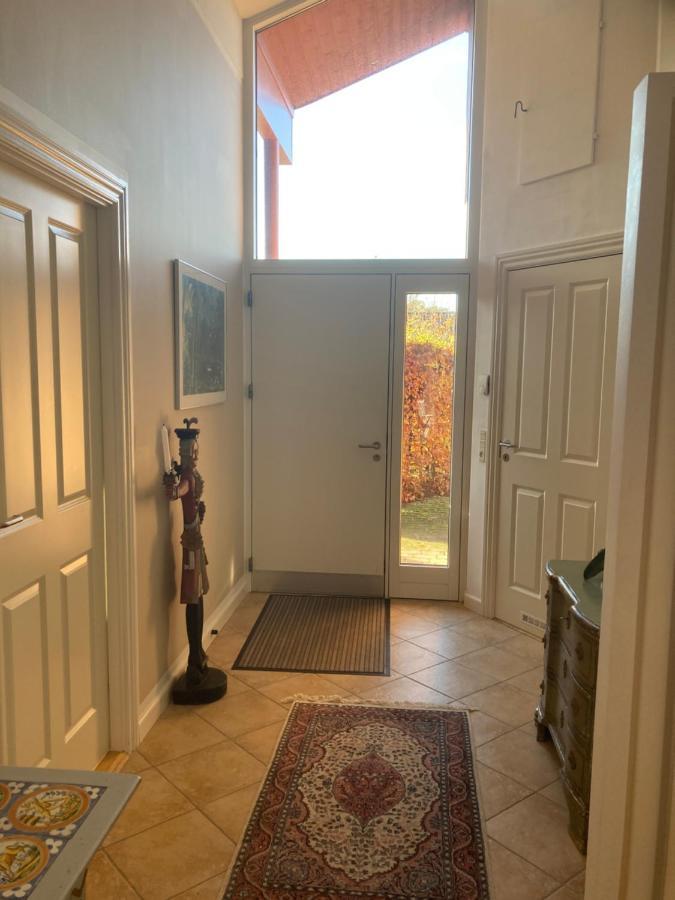 Vaerelse, Bad Og Toilet I Villa Næstved Kültér fotó